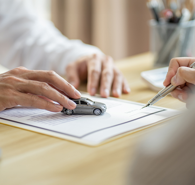 Obraz zawierający osobę, materiały biurowe, w pomieszczeniu, narzędzia biurowe