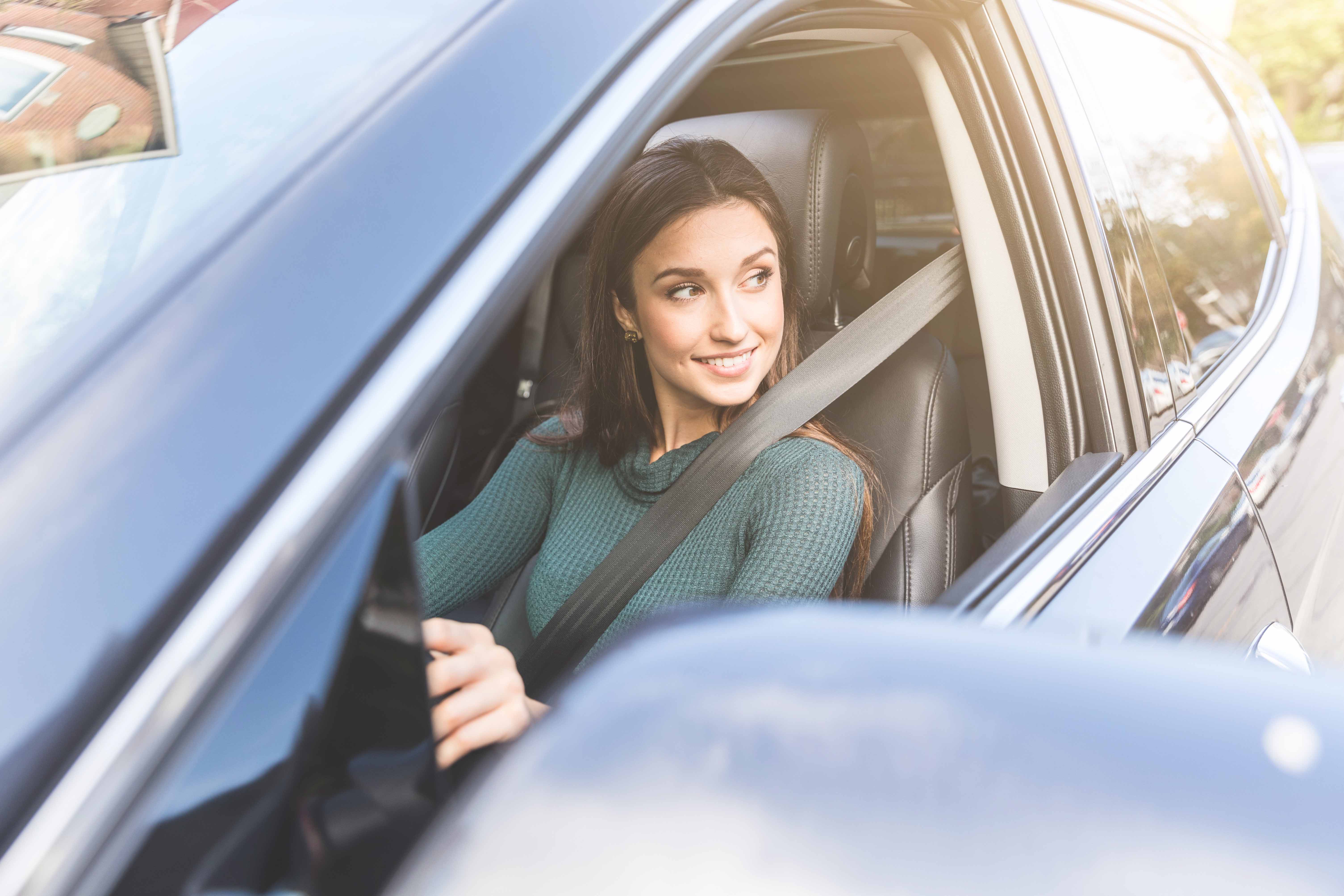 Polacy chcą kupować firmowe auto online